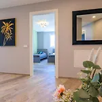 Nipotine Apartment