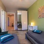 Nipotine Apartment *