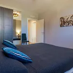 Apartment Nipotine *