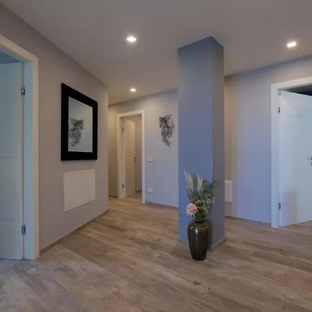 Apartment Nipotine *
